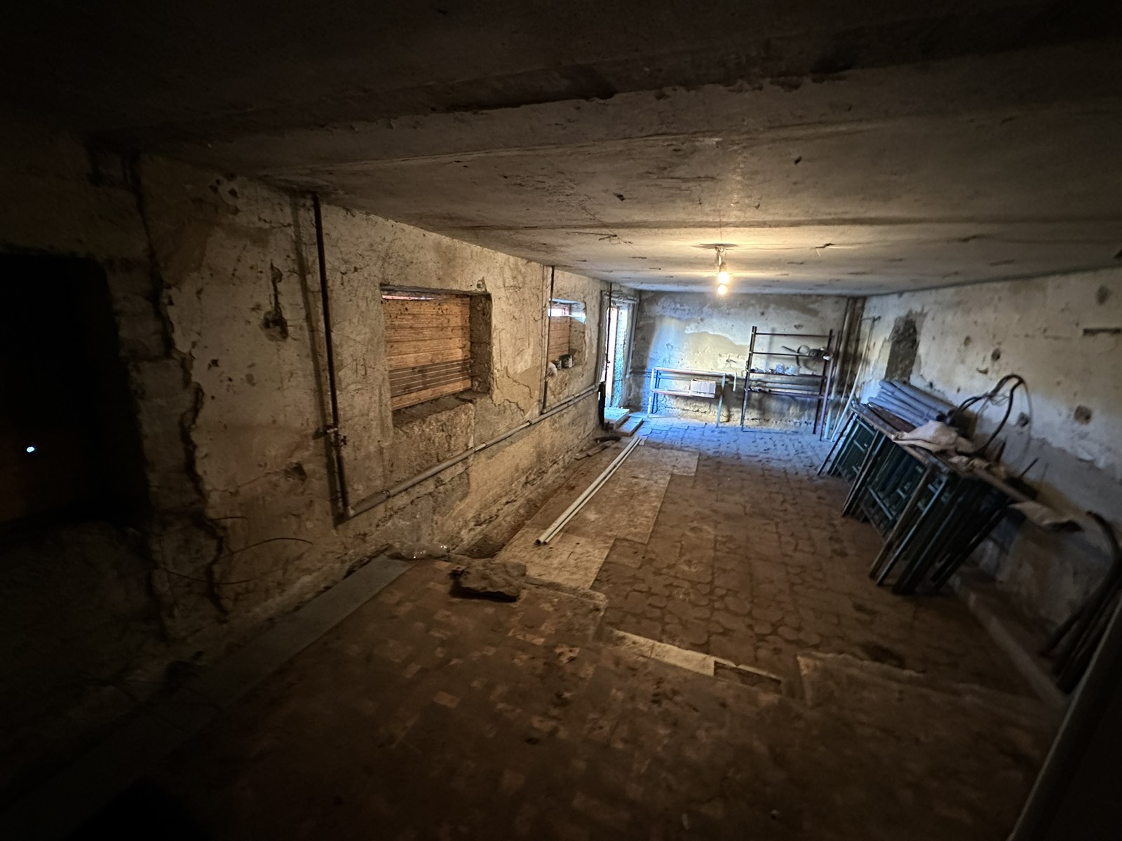Фото 7 — Продаж - Приміщення вільного призначення - - Ціна $36,000 - 1992