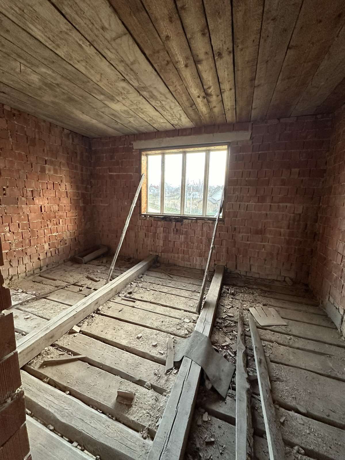 Фото 8 — Продаж - Будинок - - Ціна $27,000 - 2043