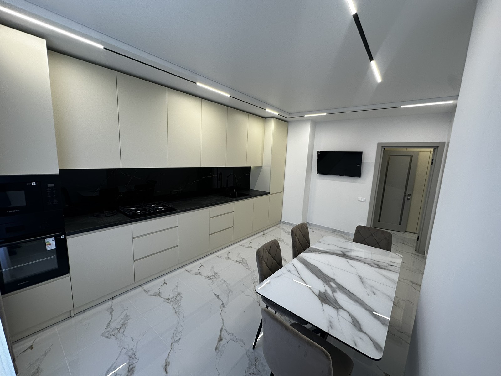 Фото 6 — Продаж - Квартира - 2 Кімнати - Ціна $129,000 - 2193