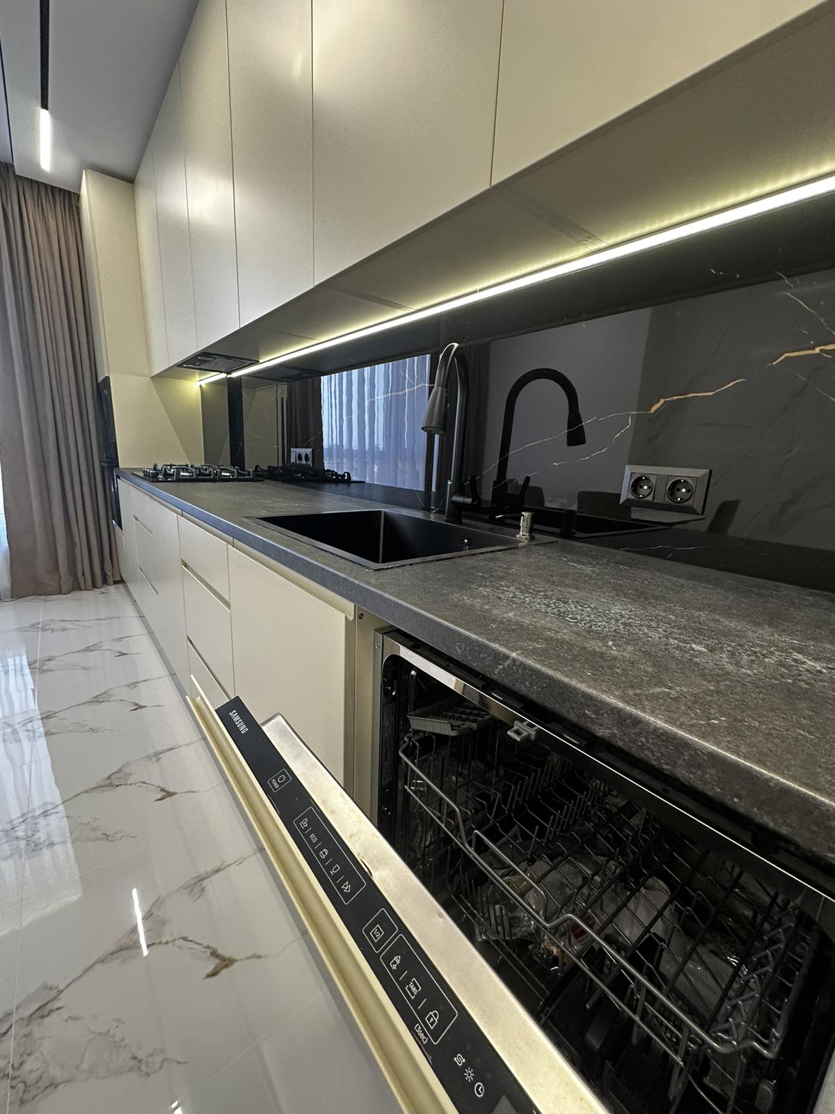 Фото 11 — Продаж - Квартира - 2 Кімнати - Ціна $129,000 - 2193