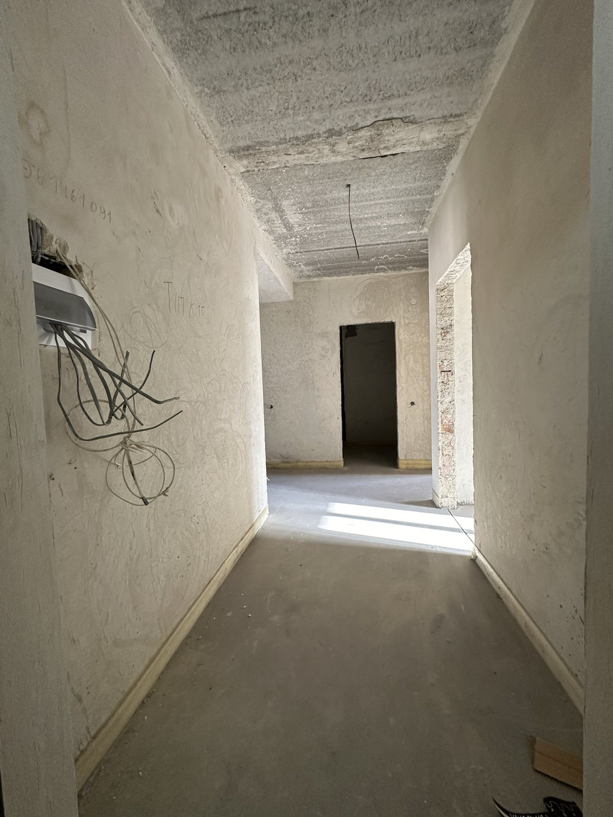 Фото 4 — Продаж - Квартира - 2 Кімнати - Ціна $77,500 - 2225
