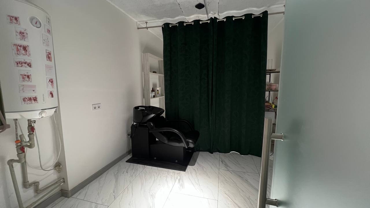 Фото 9 — Оренда - Приміщення вільного призначення - - Ціна $2,050 - 2261