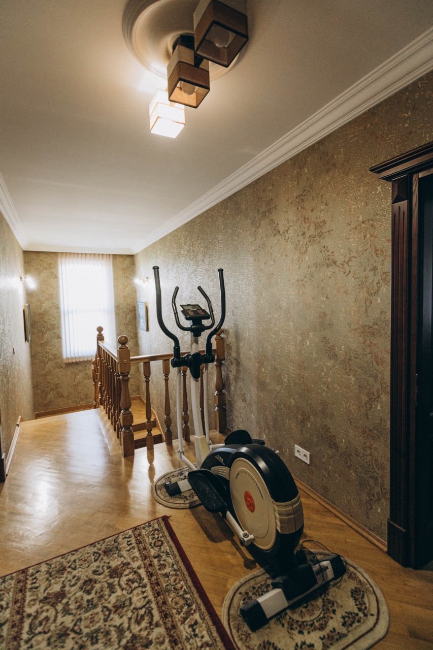Фото 85 — Продаж - Будинок - - Ціна $425,000 - 2282