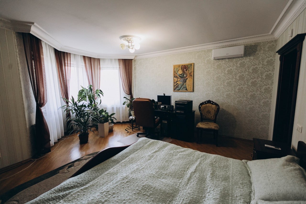 Фото 92 — Продаж - Будинок - - Ціна $425,000 - 2282