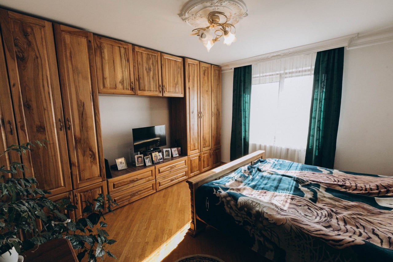 Фото 98 — Продаж - Будинок - - Ціна $425,000 - 2282