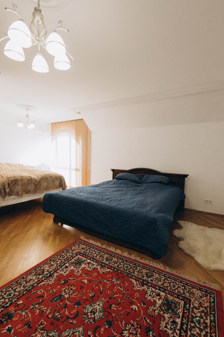 Фото 104 — Продаж - Будинок - - Ціна $425,000 - 2282