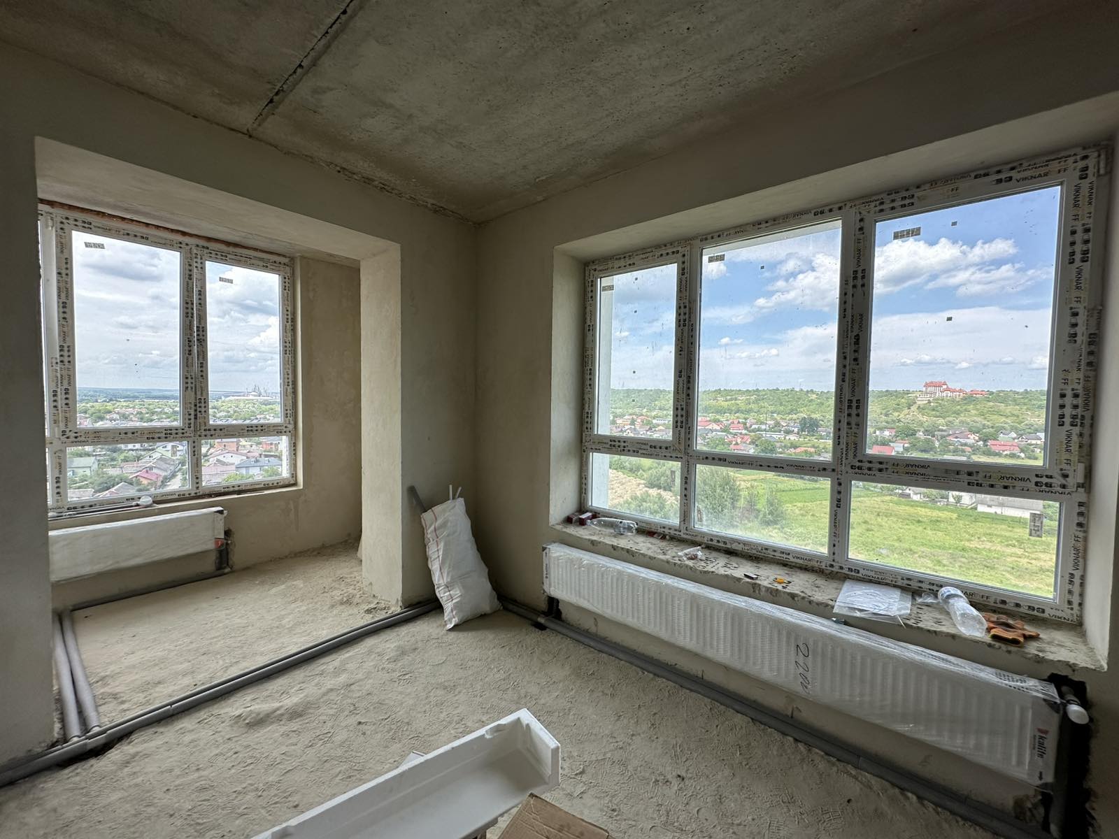 Фото 4 — Продаж - Квартира - 3 Кімнати - Ціна $88,500 - 2434