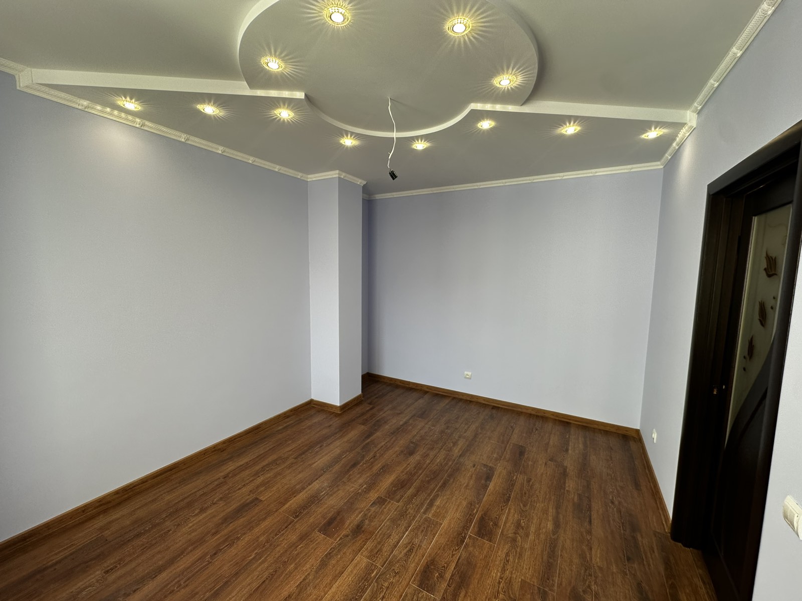 Фото 14 — Продаж - Квартира - 3 Кімнати - Ціна $132,500 - 2465