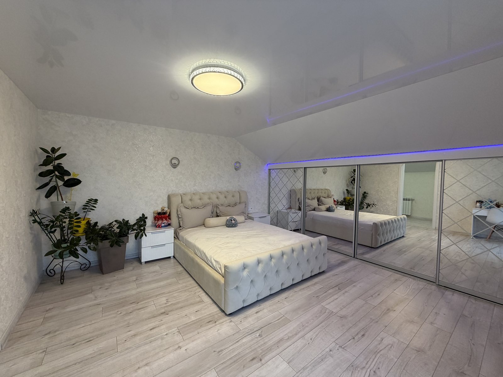 Фото 18 — Продаж - Будинок - - Ціна $380,000 - 2523