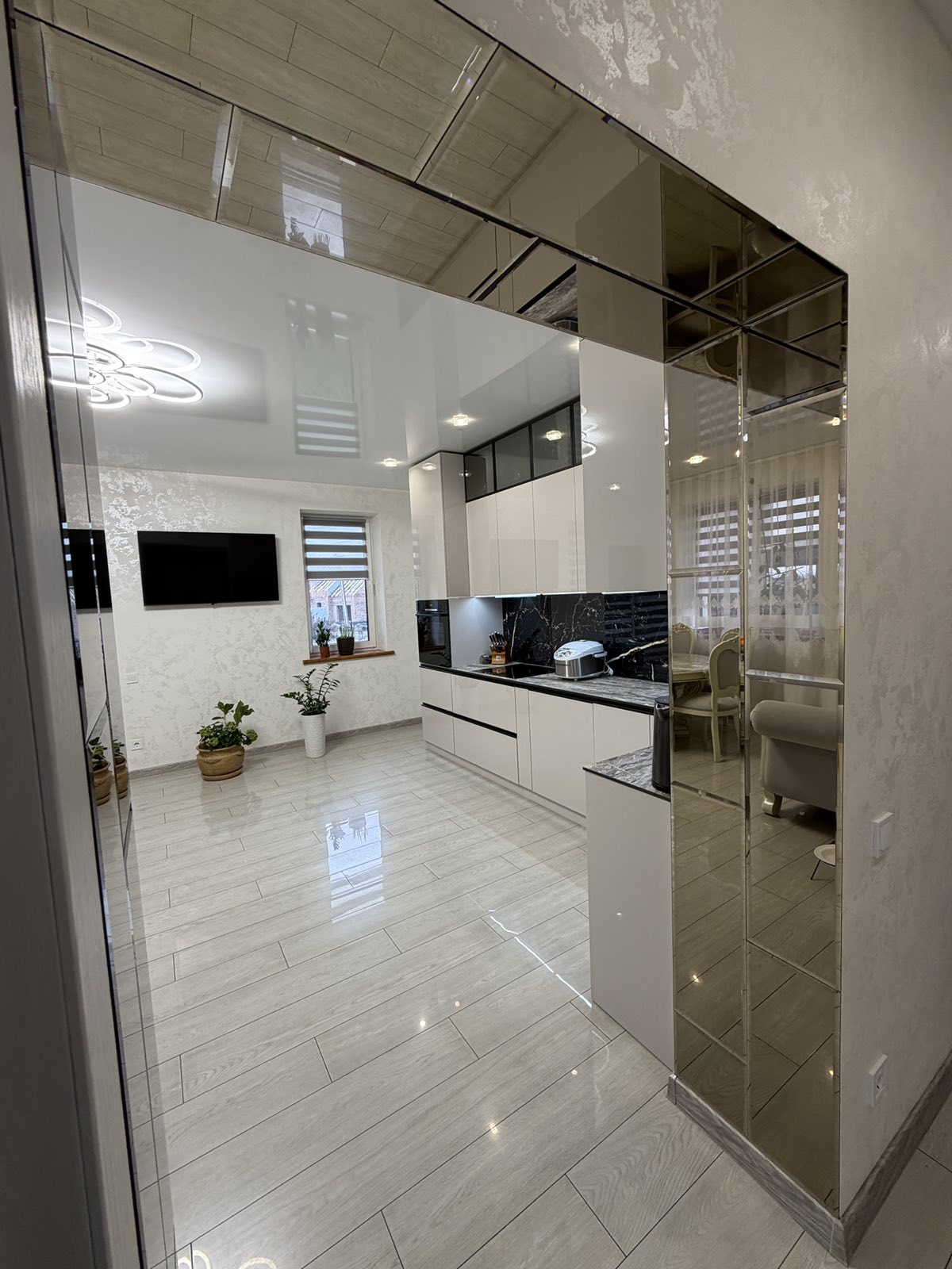 Фото 10 — Продаж - Будинок - - Ціна $380,000 - 2523