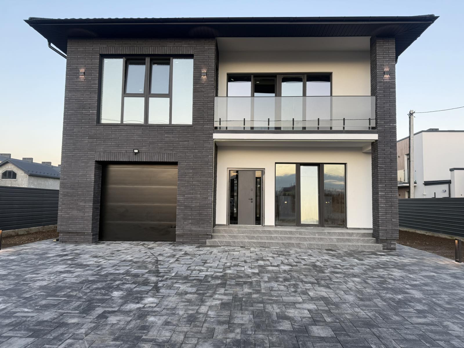 Фото 4 — Продаж - Будинок - - Ціна $230,000 - 2525