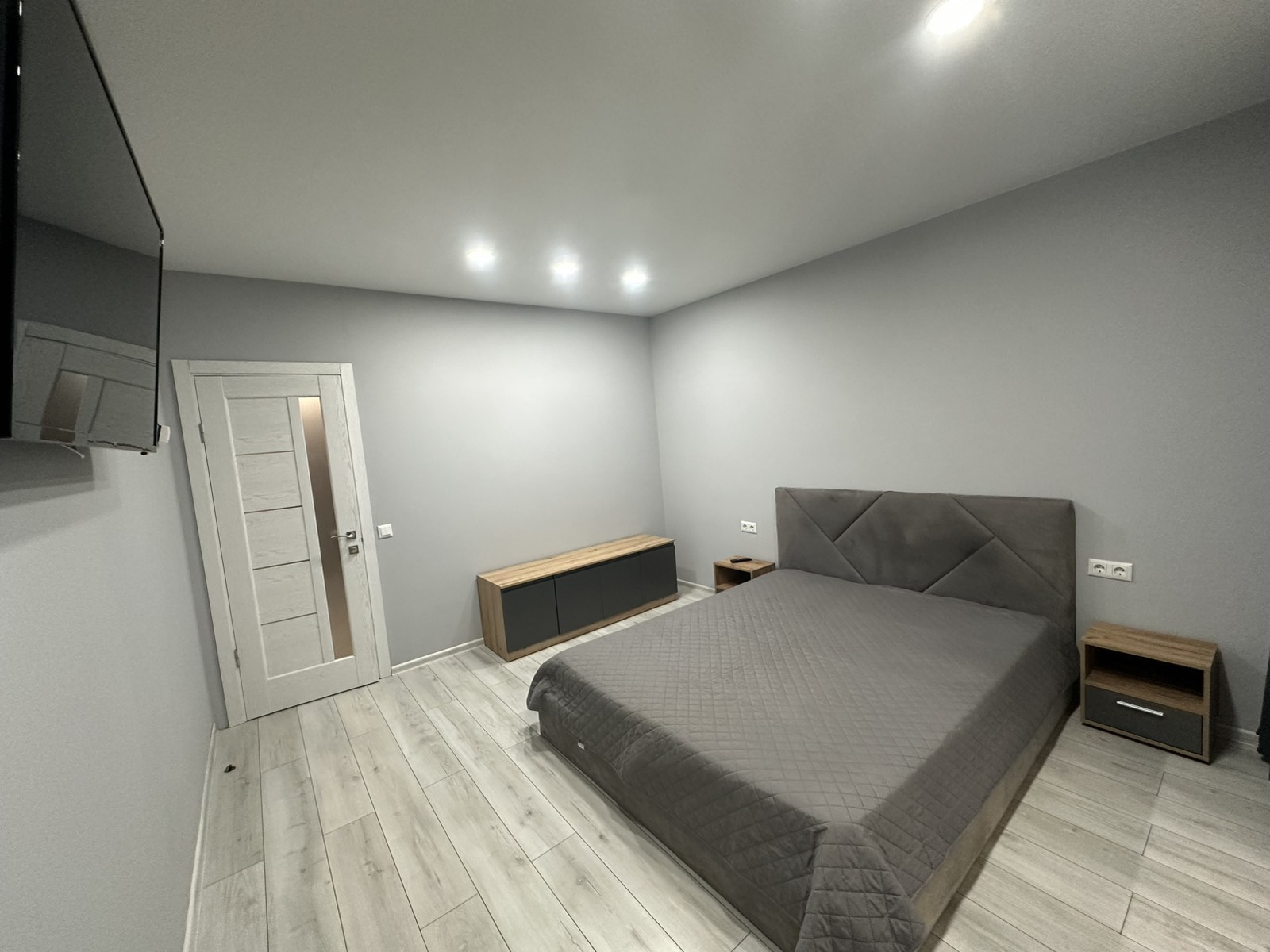 Фото 20 — Оренда - Квартира - 2 Кімнати - Ціна $400 - 2530
