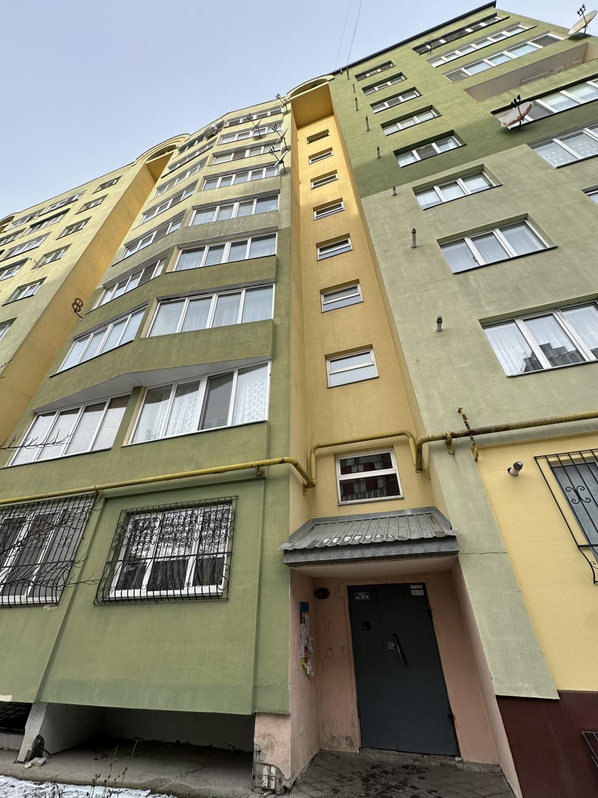 Фото 1 — Продаж - Квартира - 3 Кімнати - Ціна $78,000 - 2532