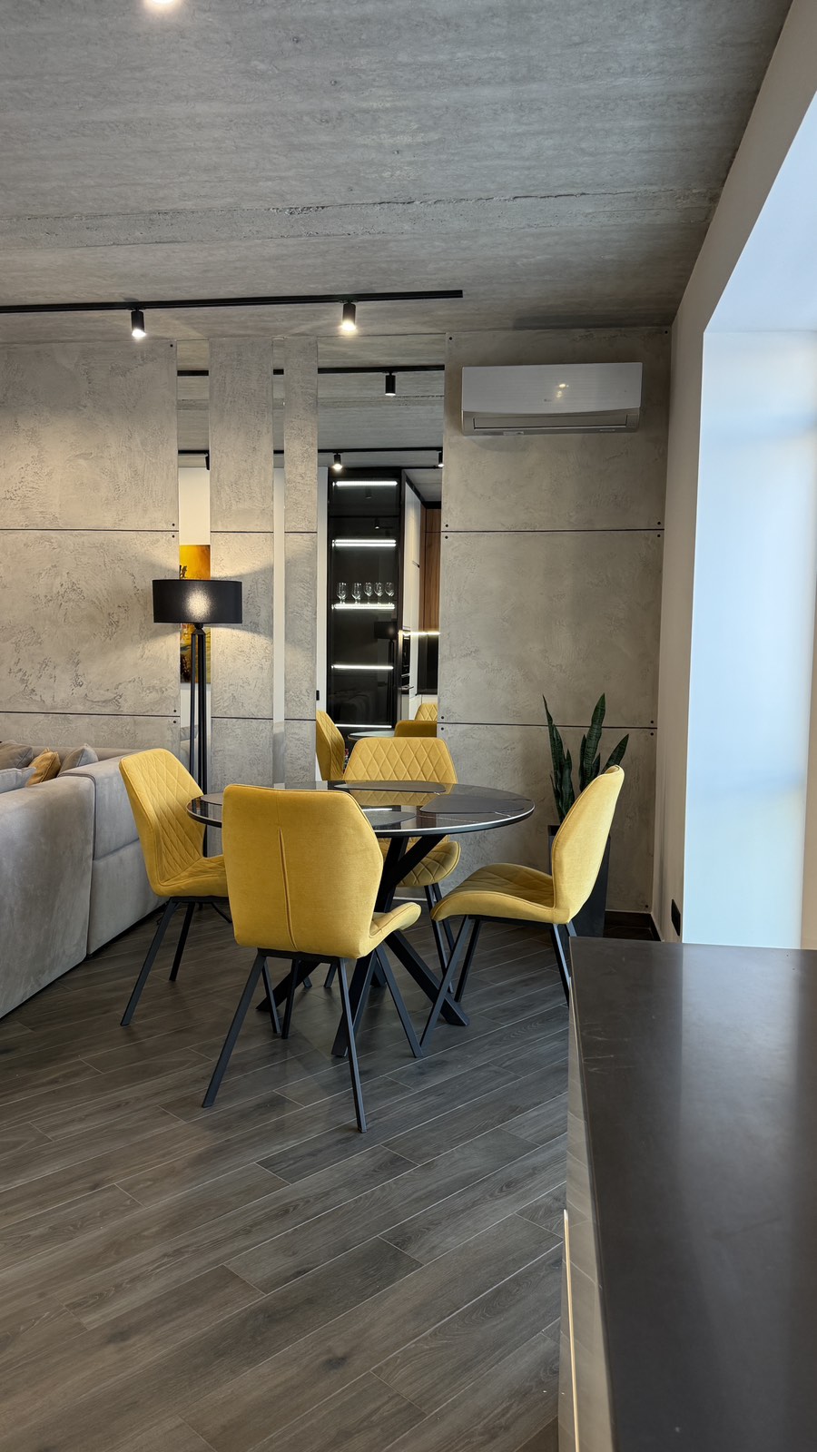 Фото 19 — Продаж - Квартира - 2 Кімнати - Ціна $165,000 - 2555