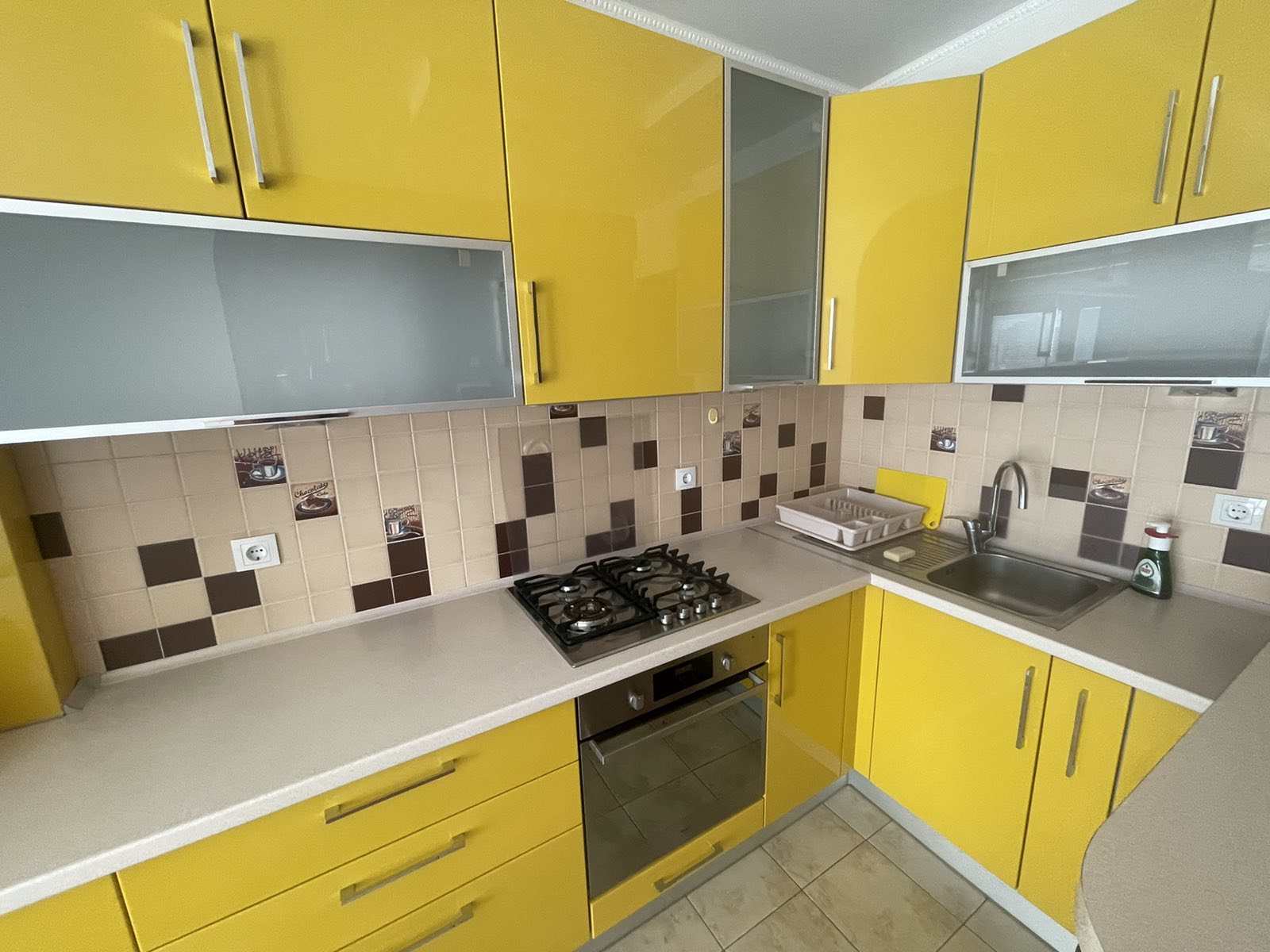 Фото 1 — Оренда - Квартира - 3 Кімнати - Ціна $500 - 1264